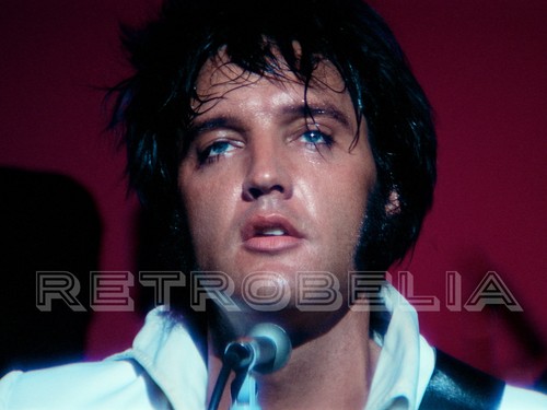 Elvis presley stage 1970 - on,