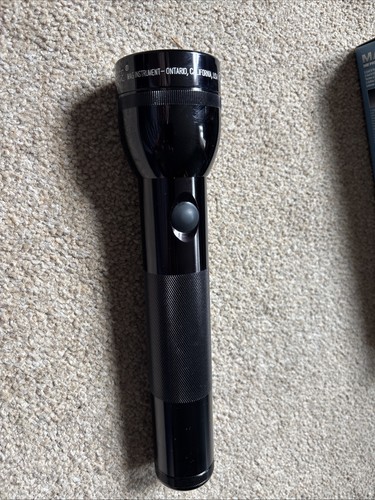 Mag lite cell flashlight - 2-cell, d