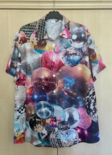Men buttoned 70s - 70s/80s, disco