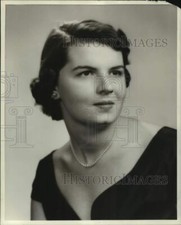 1956 Press Photo Miss Gail