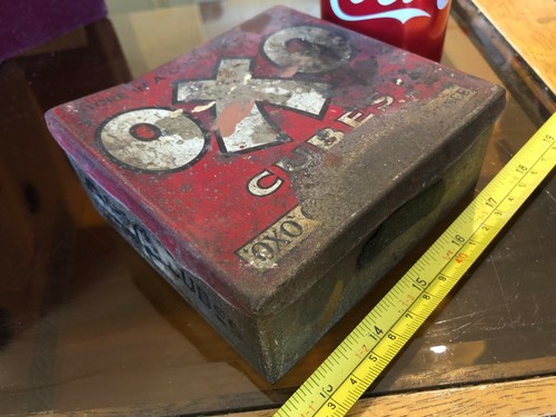 Oxo cubes tin - oxo, vintage