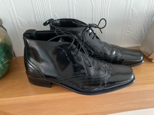 Jeffery west autograph black - jeffery,