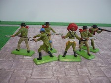 BRITAINS DEETAIL 6 COWBOYS