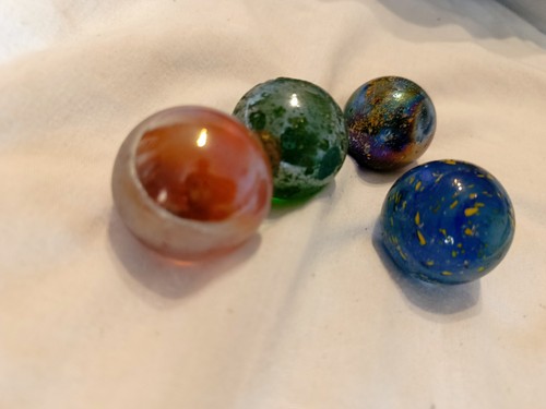 Large marbles - 4,