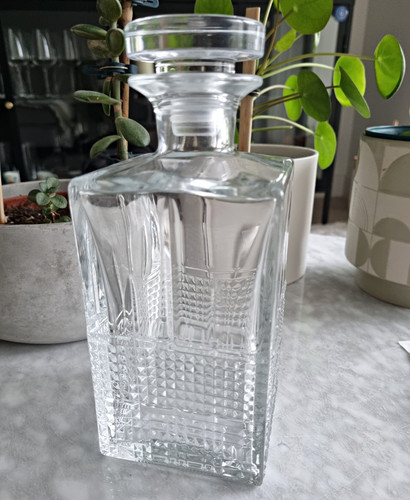 Clear glass square decanter - clear,