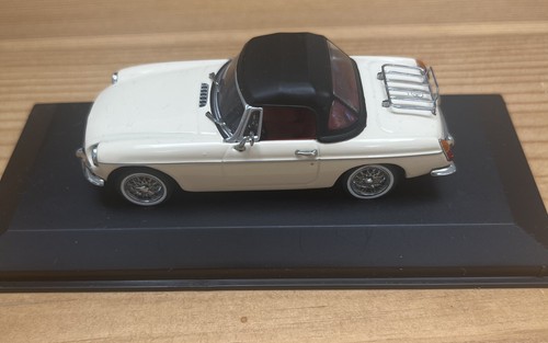 Minichamps cabriolet - mg,