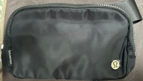 Lululemon everywhere belt - lululemon, bag
