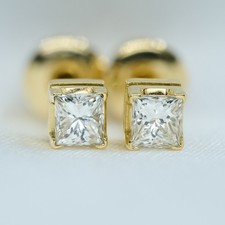 18ct Yellow Gold Princess Cut