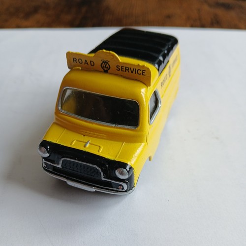 Corgi toys 408 bedford - aa, van