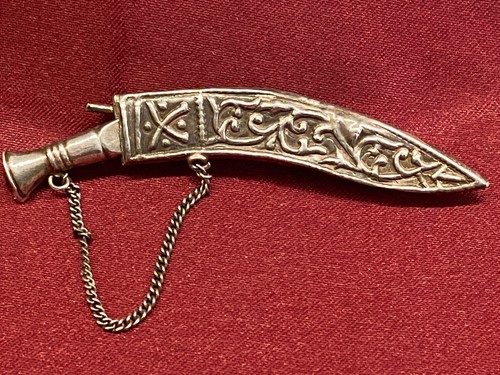 Beautiful silver gurkha - beautiful,