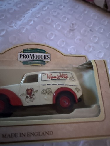 Lledo morris van - morris, winnie