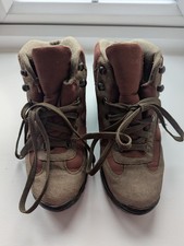 Hawkshead unisex walking boots