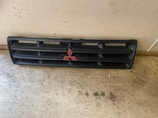 Mitsubishi Pajero Shogun  BLACK   Front Grill  1997 - 1999 FACE LIFT