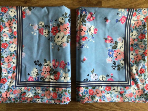 Clifton mews ditsy floral on - &,