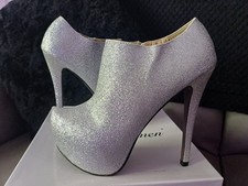 very sexy very high heel