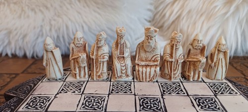 Isle lewis compact chess - of,