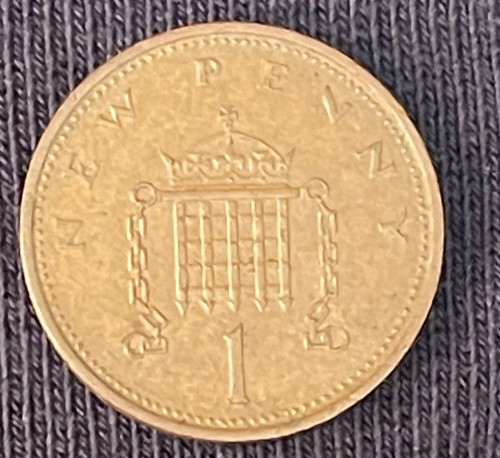New pence coin - 1971, first