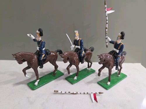Vintage britains mounted metal - britains,