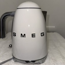Smeg KLF03WHMUK 3000W 1.7L
