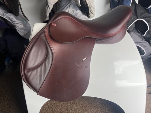 Barclay pro shock saddle - barclay,