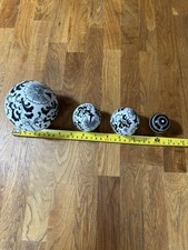 4 x Decorative Ceramic Balls