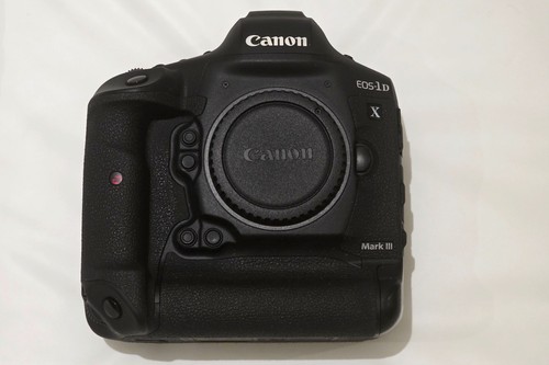 Canon eos mark iii - eos-1d,