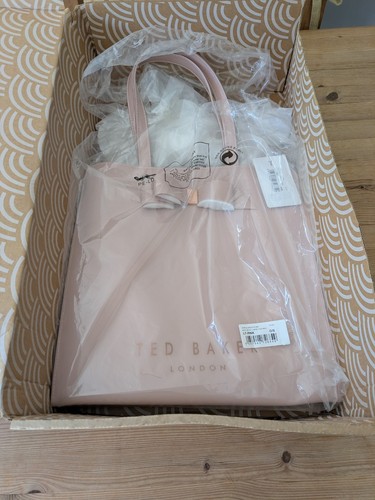 Ted baker women bow - baker, detail
