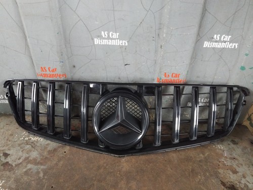 Mercedes w204 facelift black - facelift,