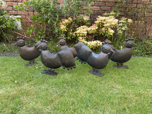 Large rusty cockerel metal - rusty,