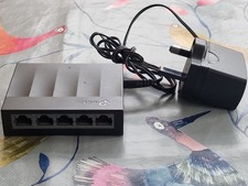 TP-Link LS1005G 5-Port Gigabit Ethernet Switch Hub Desktop or Wall Mount