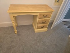 vanity table with drawers