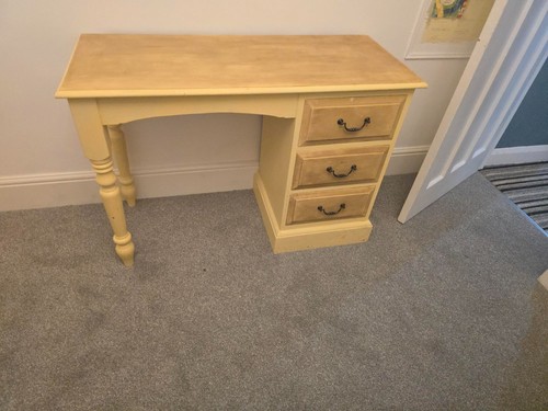 Vanity table with drawers - vanity,