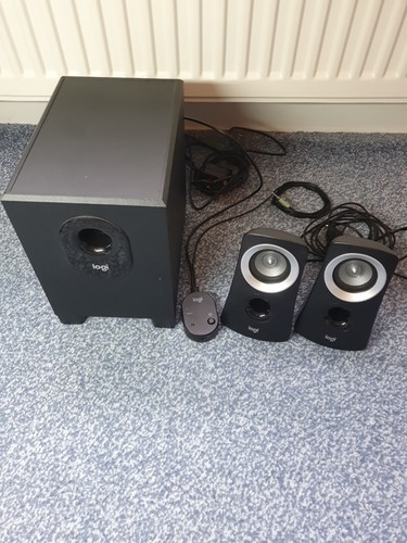 Logitech z313 speakers few - speakers,