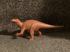 Muttaburrasaurus Invicta