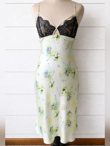 Victoria secret designer - victoria's,