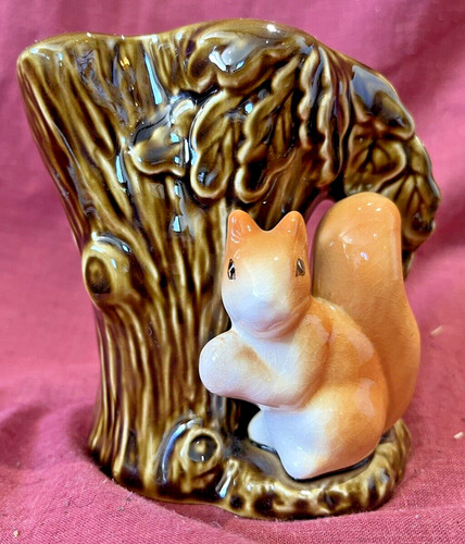 Vintage sylvac squirrel - squirrel, posy