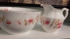 Royal Albert Crown Bone China Windsor Milk Jug and sugar bowl ( 1930's )