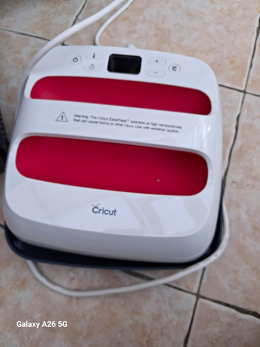 Cricut easypress 9 - cricut,