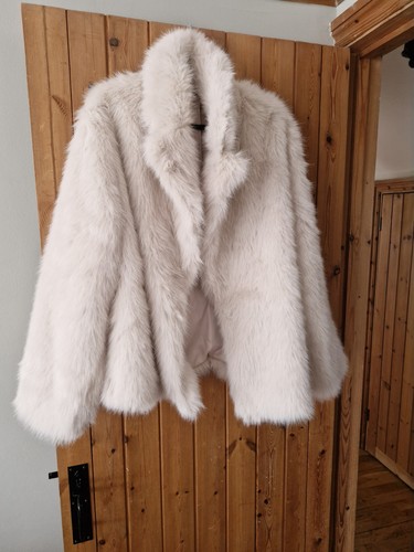 Faux fur edge - edge,