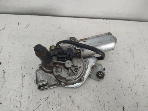 0390201561 rear windscreen