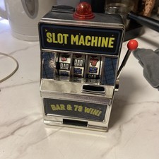 Vintage Slot Machine Bars & 7s