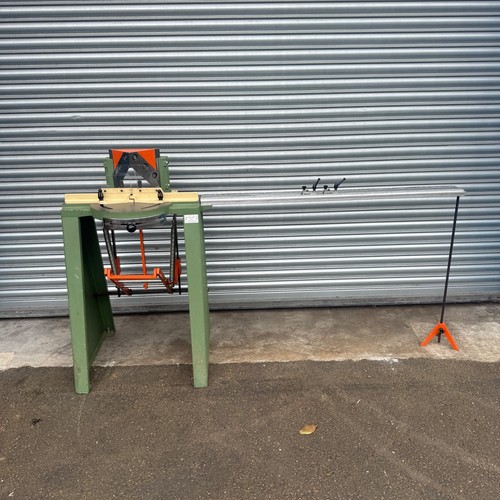 Orteguil mitre cutting treadle - cutting,