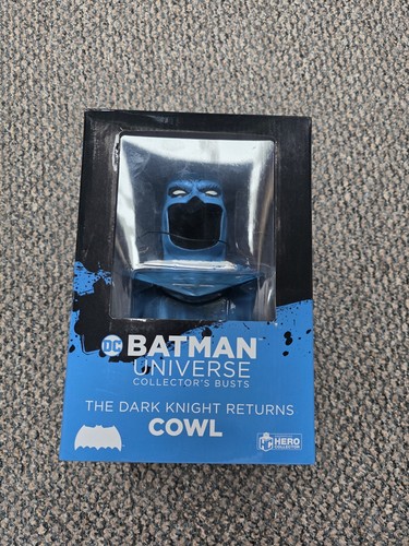 Collector batman cowl bust - batman,