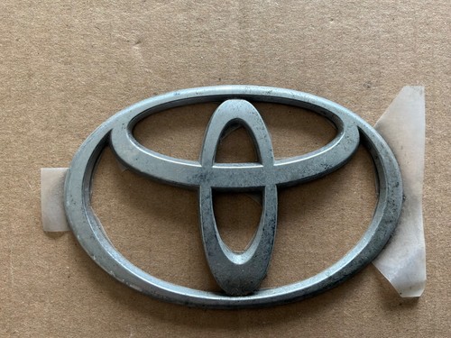Toyota logo car badge still - logo,
