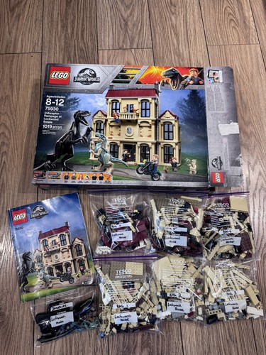 Lego jurassic world 75930 - world,