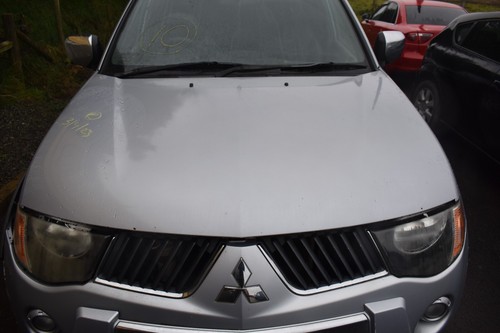 2008 mitsubishi l200 - l200, front