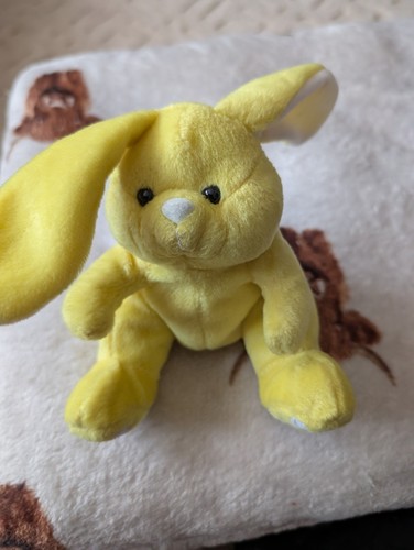 Vintage yellow bunny - vintage,