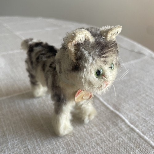 Vintage tabby kitty - vintage,