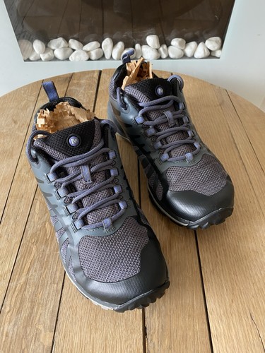 Ladies size merrell - 4.5,