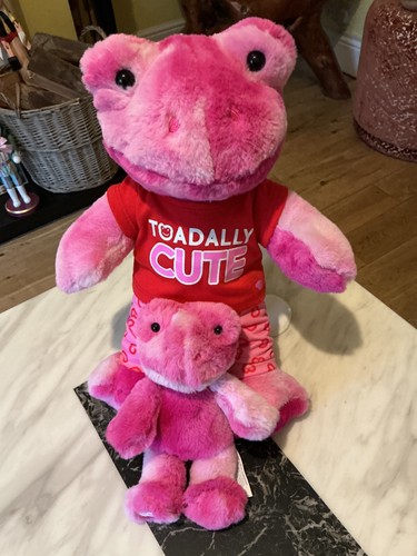 Build bear pink camo - a,